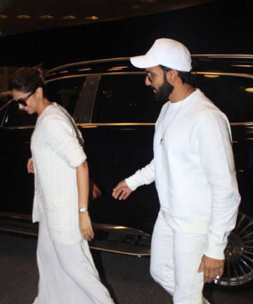 Deepika Padukone and Ranveer Singh make their first appearance in white after their pregnancy announcement